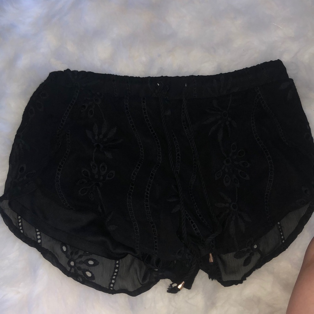flowey shorts